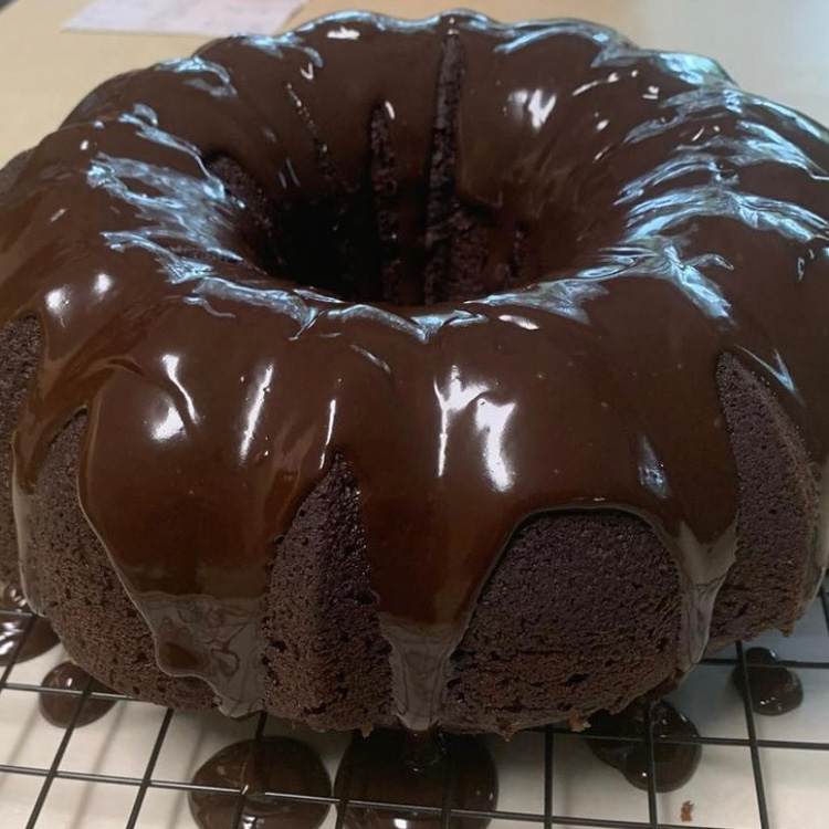 Melly Mel's Chocolate Rum Cake